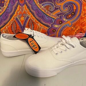 LUGS women’s sneakers. Size 9. New in box